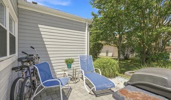 9 Gibraltar Ct, Barnegat, NJ 08005