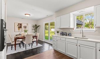 710 Farmington Rd W, Accokeek, MD 20607