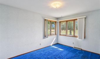 71 Railroad St, Atkins, IA 52206