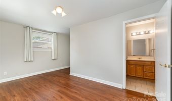 2408 Kilborne Dr, Charlotte, NC 28205