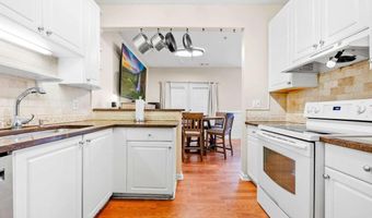 5106 Woodland Ln, Alpharetta, GA 30009
