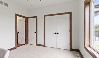 325 S Lakeview Way, Ashland, NE 68003