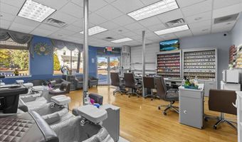 94 E BROWNING Rd, Bellmawr, NJ 08031