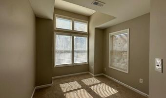 1575 Town Home Dr, Apex, NC 27502