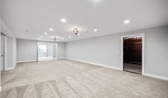 85 Brighton Dr, Aurora, OH 44202