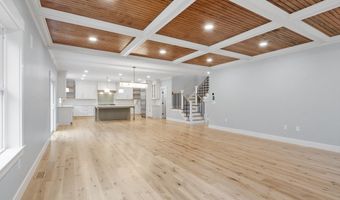 385 Green Rd, Bolton, MA 01740