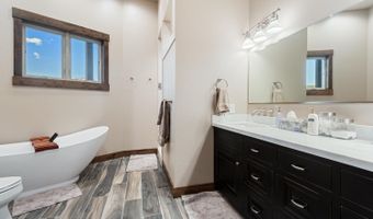 29 WHITE POINT Rd, Cora, WY 82925