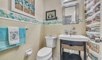 510 Deal Lake Dr 6B, Asbury Park, NJ 07712
