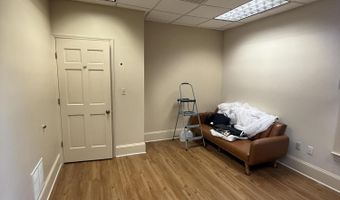 1011 Bay St 101, Beaufort, SC 29902