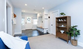 2 Amherst Rd, Andover, MA 01810