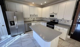 5309 WALDO Dr, Alexandria, VA 22315