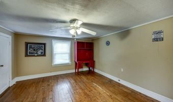 1107 N 3rd St, Bardstown, KY 40004