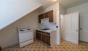 1092 NH RT 175 Apt #4, Campton, NH 03223