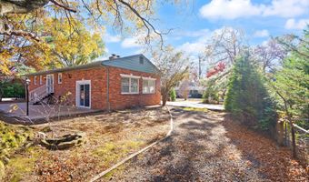 4211 DOWNING St, Annandale, VA 22003