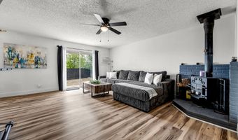 451 7th St, Fernley, NV 89408