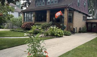 1805 ST Clair River Dr, Algonac, MI 48001