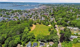 10 Kerins Ter, Newport, RI 02840