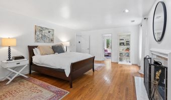 6700 LANDON Ln, Bethesda, MD 20817