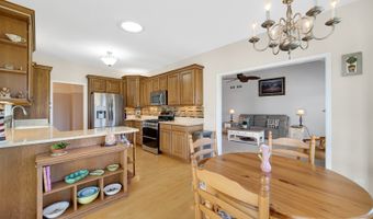 3720 BUNKER HILL Dr, Algonquin, IL 60102