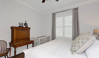 1001 Fairview Dr, Auburn, AL 36830