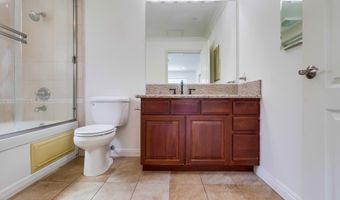 700 S Ardmore Ave 204, Los Angeles, CA 90005