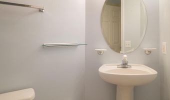 3835 9TH St N 504W, Arlington, VA 22203