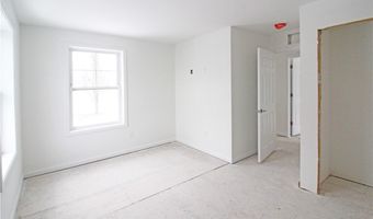 8985 Iroquois St, Angola, NY 14006