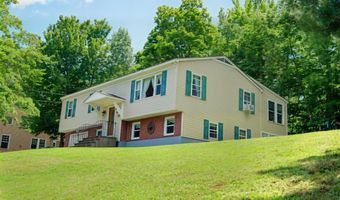 129 Summit St, Baileyville, ME 04694