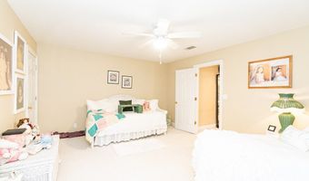 1403 River Pointe Dr, Albany, GA 31701