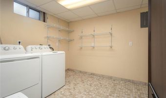 1007 Douglas St, Alexandria, MN 56308