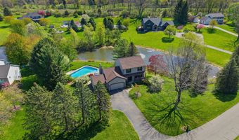 100 Rollingbrook NE, Ada, MI 49301