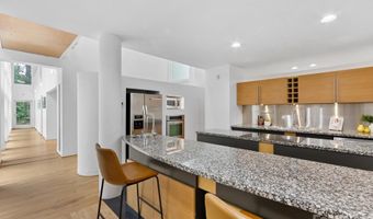 1227 Jules Ct, Charlotte, NC 28226