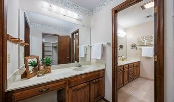 2918 Longridge Ln, Bartlesville, OK 74006