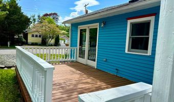 19 CENTER St, Barnegat, NJ 08005