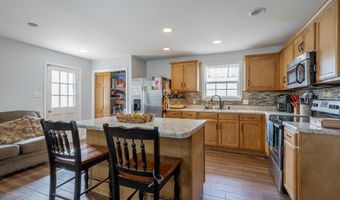 182 Woodbine Dr, Benton, TN 37307