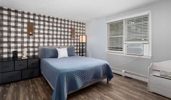 5 Teakwood Dr, Coventry, RI 02816