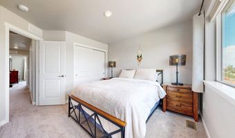 228 E 4th St, Berthoud, CO 80513