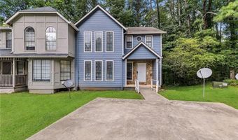 824 Brandy Oaks Ln, Stone Mountain, GA 30088