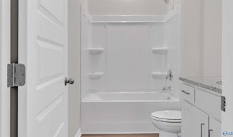 23292 Worchester Ln, Athens, AL 35613