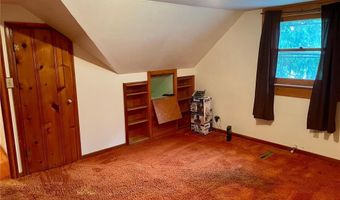 1004 S 2nd St, Alma, WI 54610