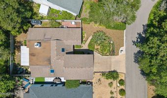 330 GARDEN Ln, Atlantic Beach, FL 32233