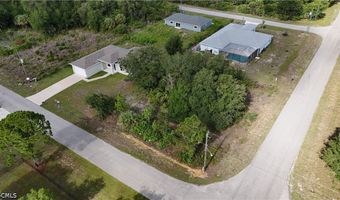 2025 Robert Ave, Alva, FL 33920