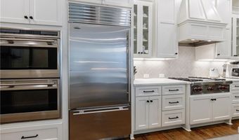 9018 Riverbend Mnr, Alpharetta, GA 30022