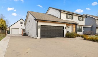 914 NW 22nd St, Ankeny, IA 50023