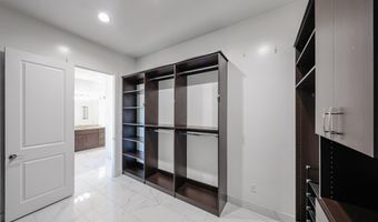 6327 E DIXILETA Dr E, Cave Creek, AZ 85331