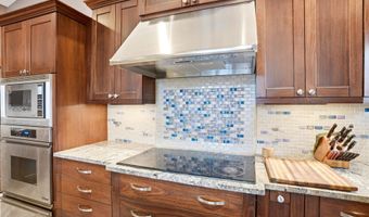34683 Eklutna Lake Rd, Chugiak, AK 99567