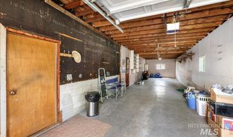 560 Oakley Ave, Burley, ID 83318