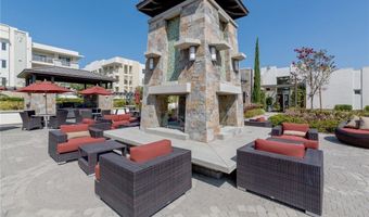 5515 Palm Dr, Hawthorne, CA 90250