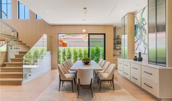 16711 Moorpark St, Encino, CA 91436