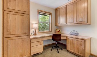 2309 NW Eastes St, Bend, OR 97703